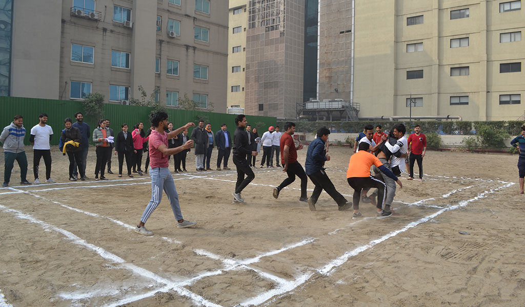 ABS’s Sports Club, ATHLEEMA organizes Kabaddi & Tug-O-War Competitions for PGDM Students